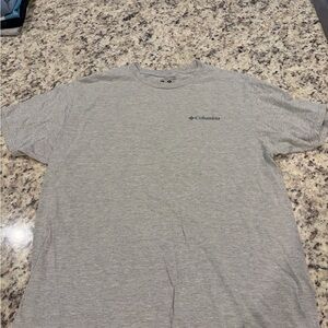 Columbia Light Gray Men's Short Sleeve Tee